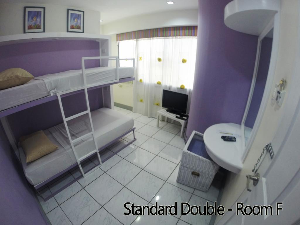 Urban Inn Iloilo Room photo