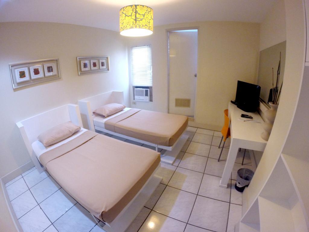 Urban Inn Iloilo Room photo