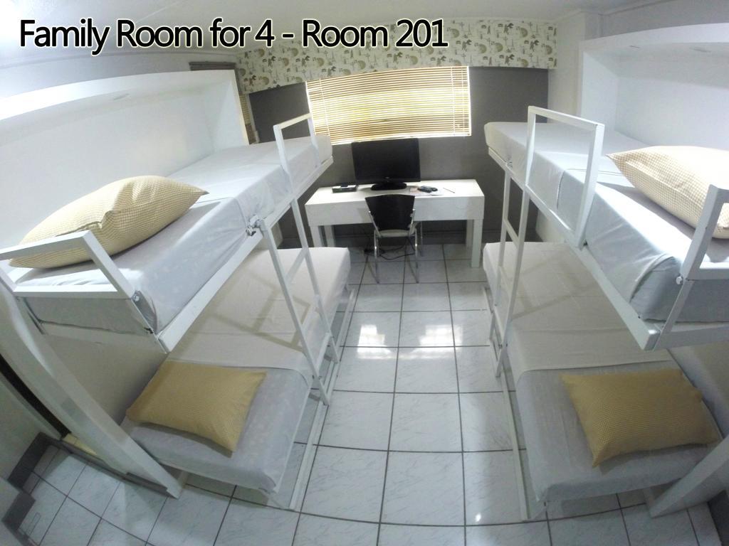 Urban Inn Iloilo Room photo