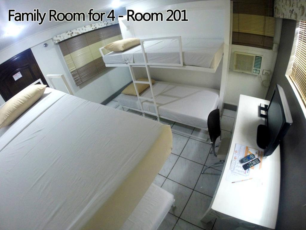 Urban Inn Iloilo Room photo